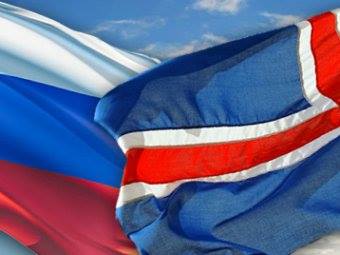 Флаги России и Исландии