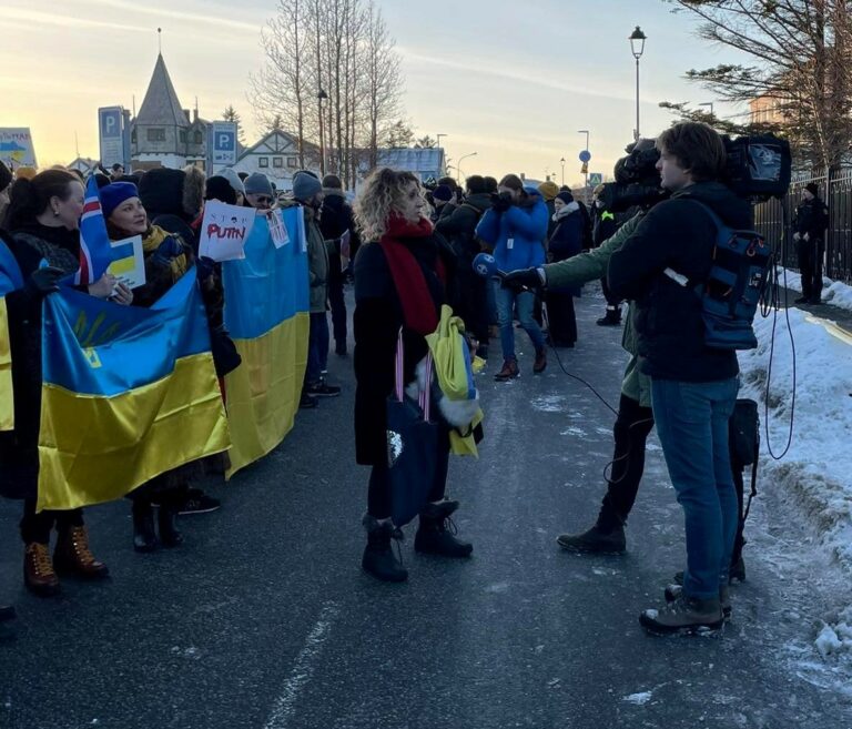 Акция протеста против военных действий на территории Украины прошла в Рейкьявике